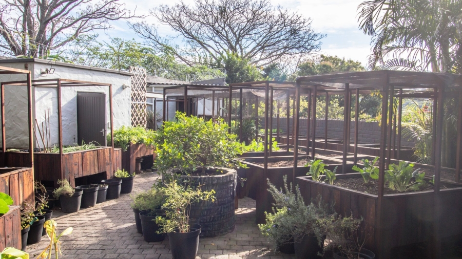 4 Bedroom Property for Sale in Nahoon Valley Park Eastern Cape